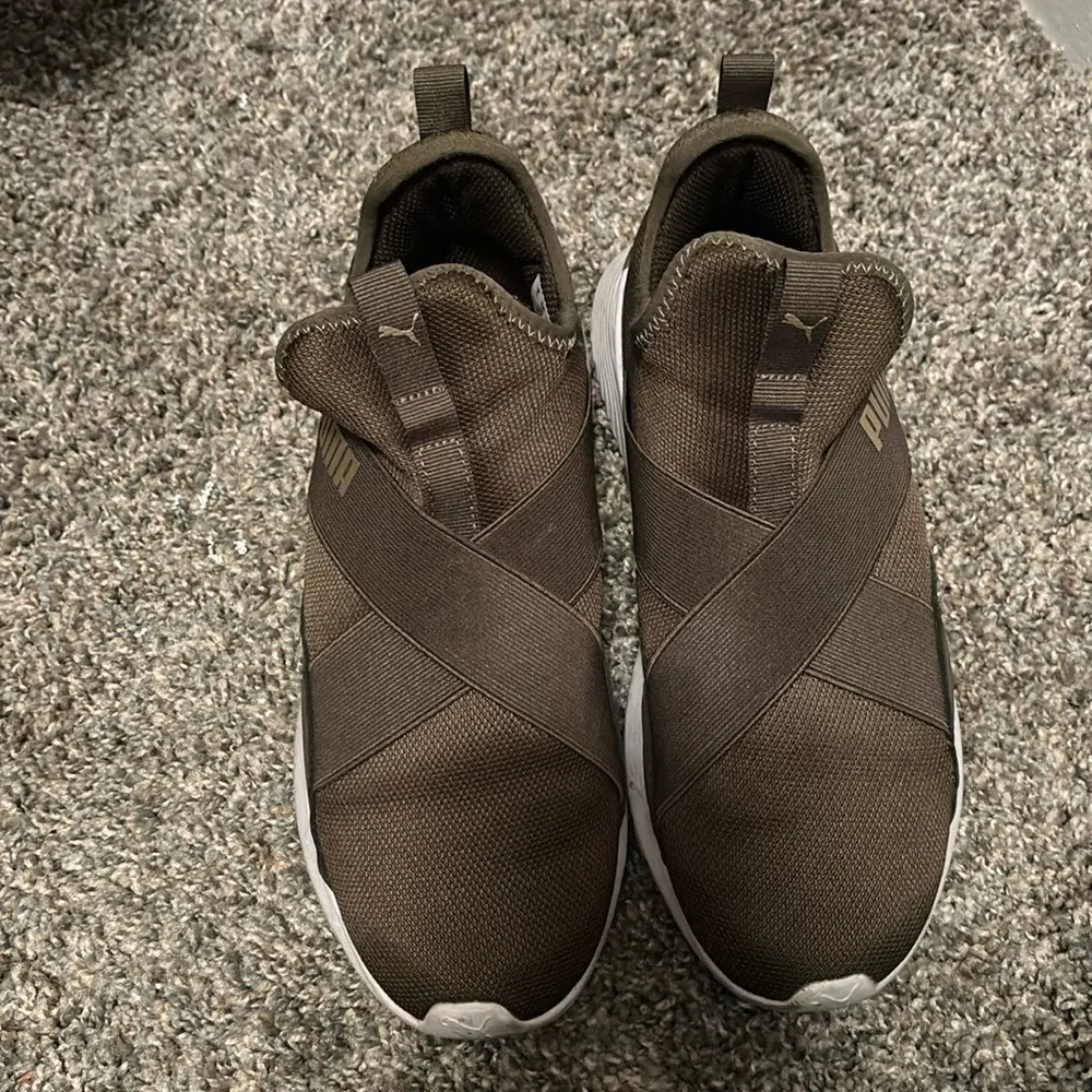 Shoes - Picture 1 of 2